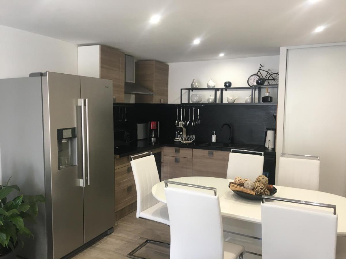 Loft Ravissant Avec Piscine Daire Cagnes-sur-Mer Dış mekan fotoğraf