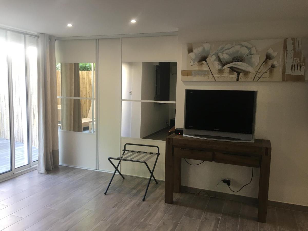 Loft Ravissant Avec Piscine Daire Cagnes-sur-Mer Dış mekan fotoğraf